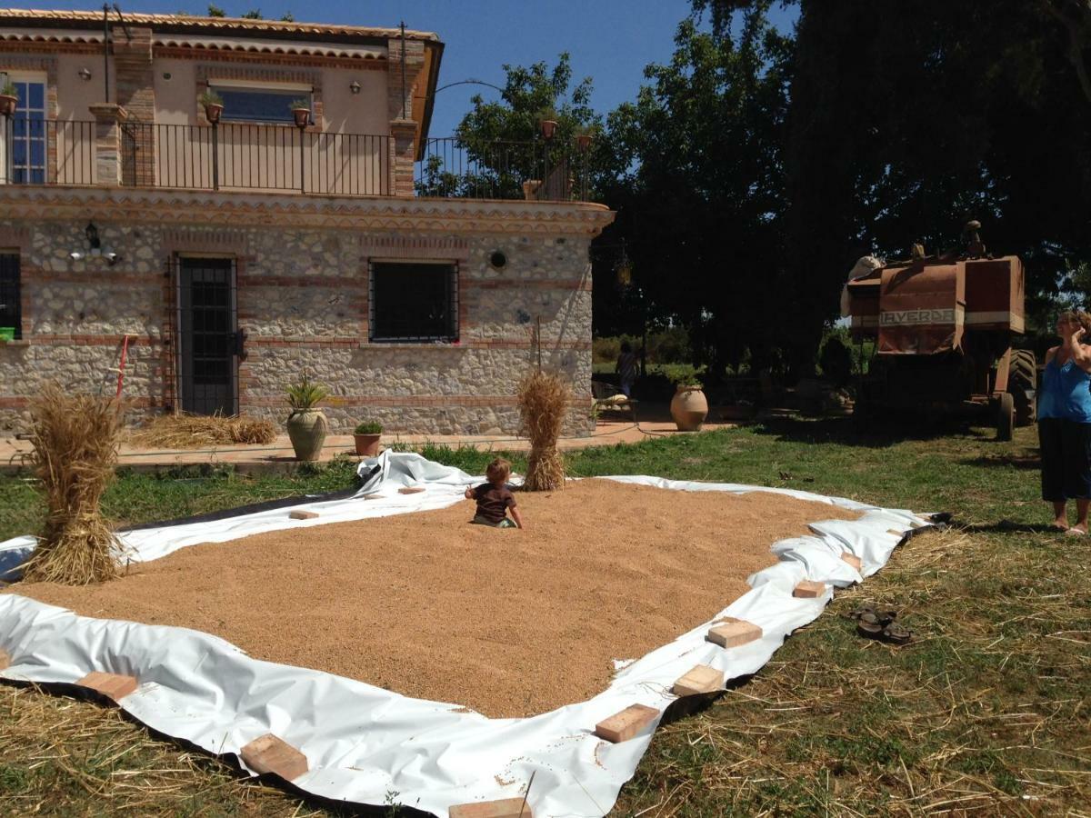 Villa Don Carlo Agriturismo Di Charme Bio à Le Pioppe Extérieur photo